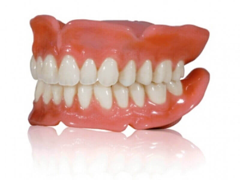 پروتزهای دندان (روكش دندان و دندان مصنوعی)